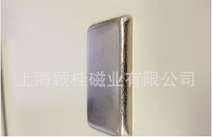 單面磁鐵和雙面磁鐵之間的不同之處？